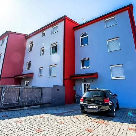 Apartments Saric Pula Exteriör bild